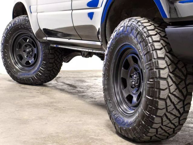 Toyota-Land-Cruiser-1996-SUV-19