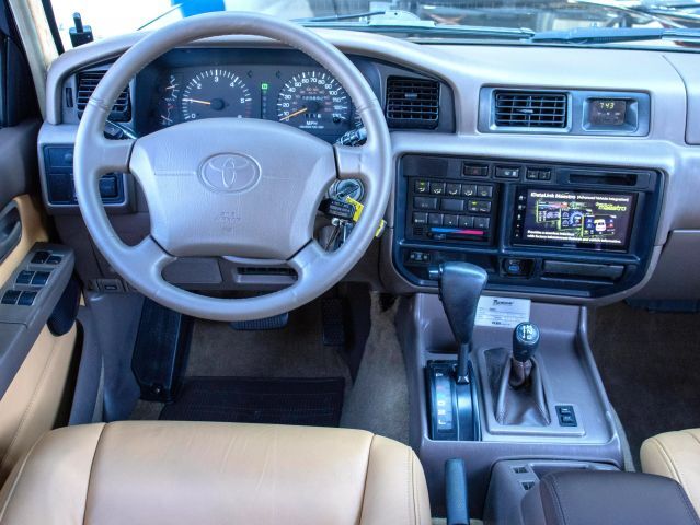 Toyota-Land-Cruiser-1996-SUV-8