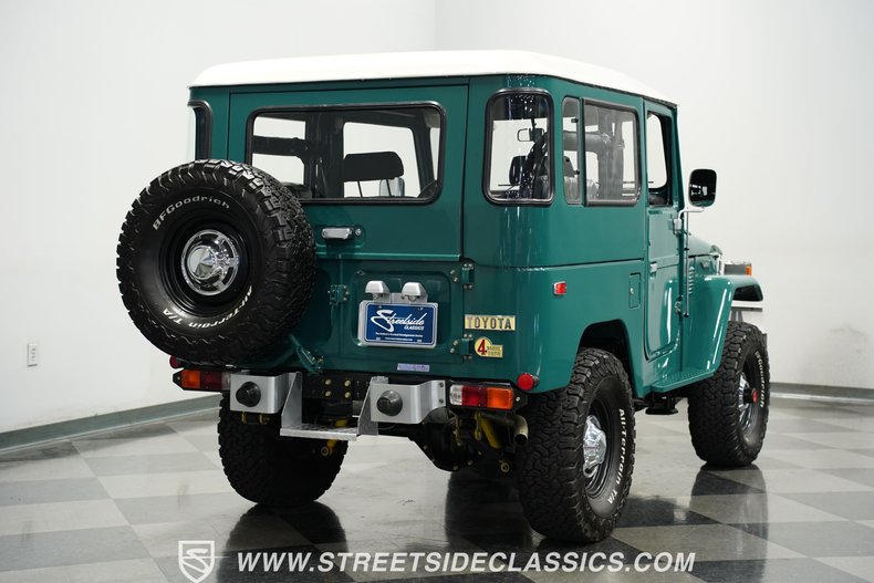 Toyota-Land-cruiser-1983-Green-Black-14