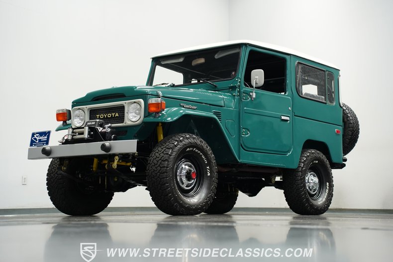 Toyota-Land-cruiser-1983-Green-Black-24