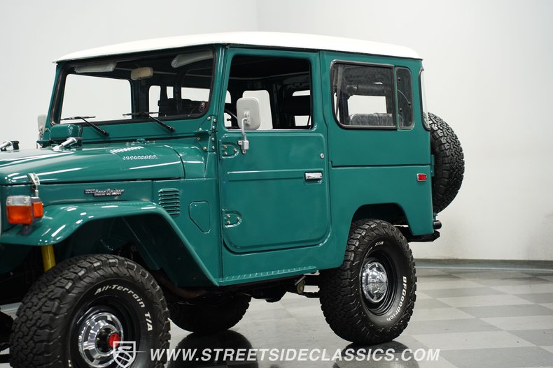 Toyota-Land-cruiser-1983-Green-Black-25