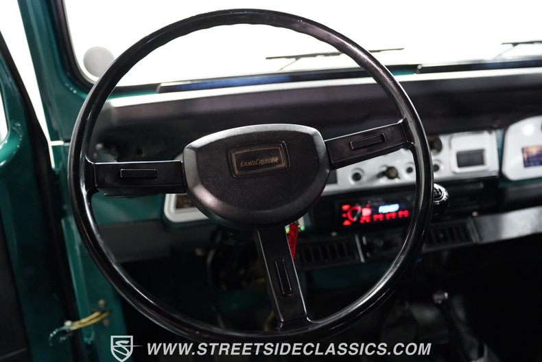 Toyota-Land-cruiser-1983-Green-Black-3