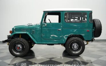 Toyota-Land-cruiser-1983-Green-Black-6