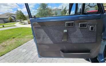 Toyota-Land-cruiser-1994-Metalized-Blue-GrayOriginal-Cloth-31