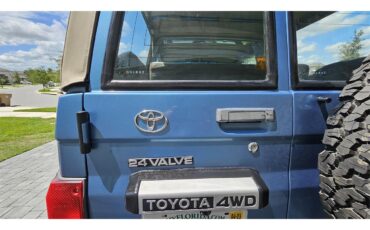 Toyota-Land-cruiser-1994-Metalized-Blue-GrayOriginal-Cloth-40