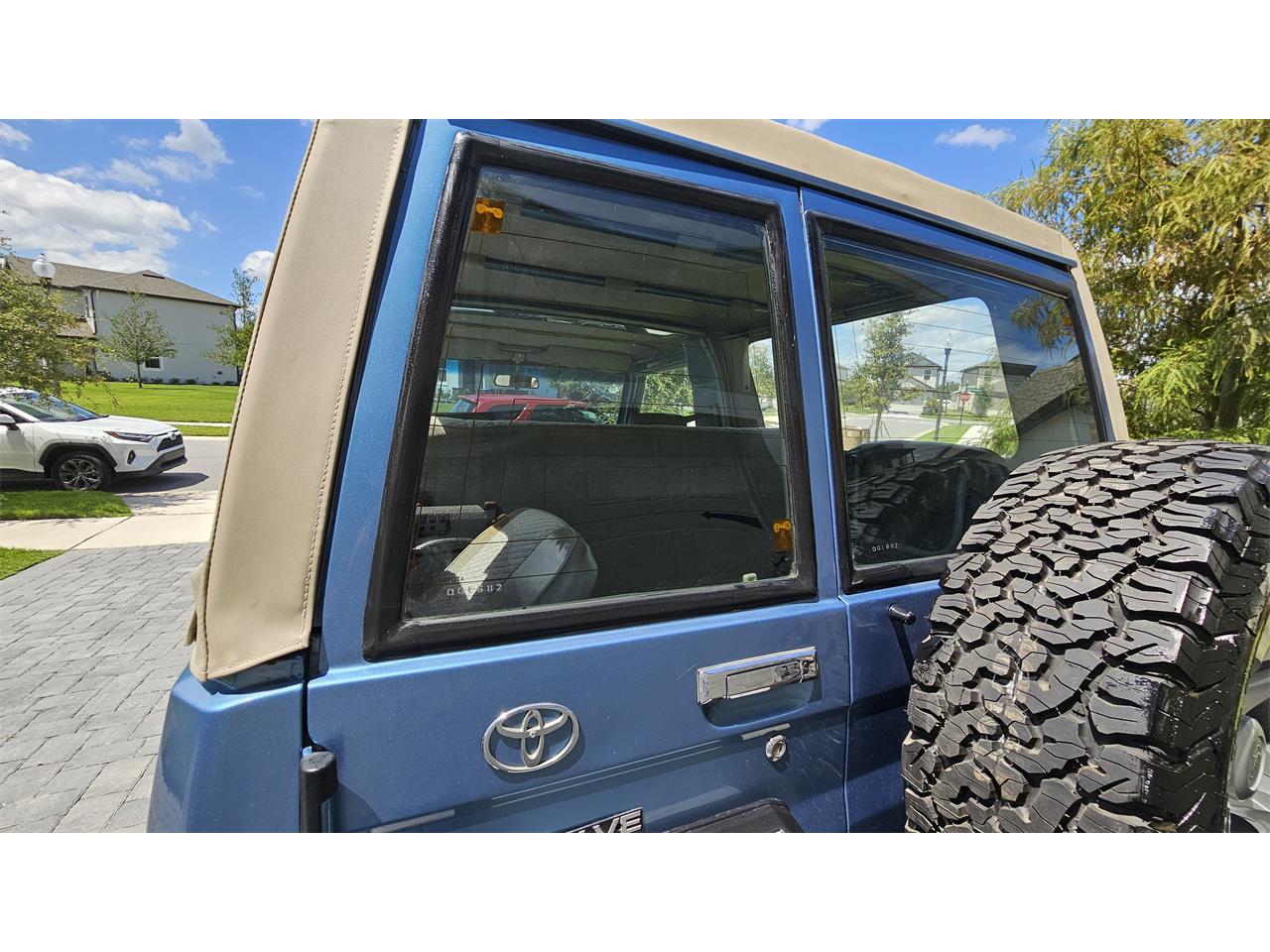 Toyota-Land-cruiser-1994-Metalized-Blue-GrayOriginal-Cloth-5