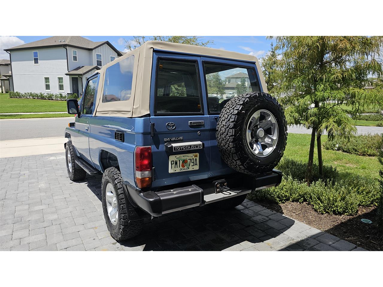 Toyota-Land-cruiser-1994-Metalized-Blue-GrayOriginal-Cloth-9