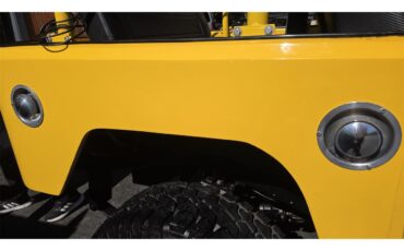 Toyota-Land-cruiser-fj40-1967-Yellow-Black-2