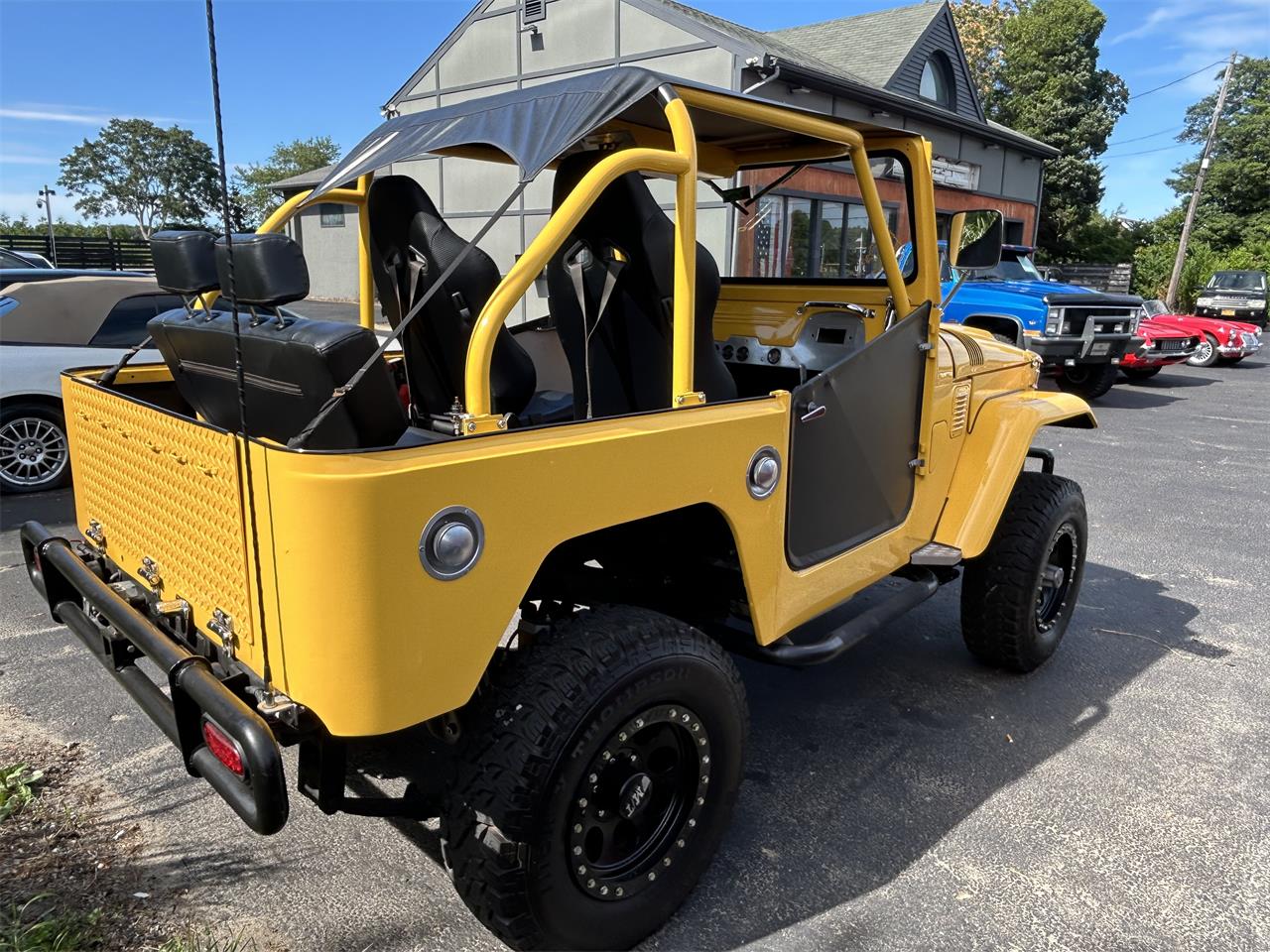 Toyota-Land-cruiser-fj40-1967-Yellow-Black-36