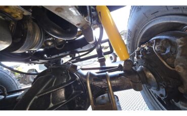 Toyota-Land-cruiser-fj40-1967-Yellow-Black-69