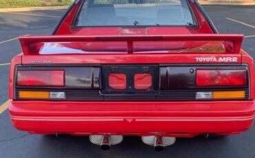 Toyota-MR2-1988-Coupe-4
