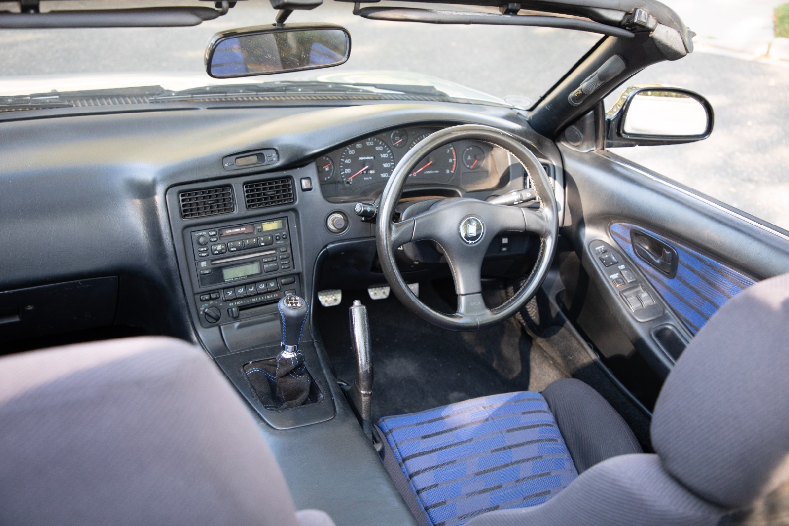Toyota-MR2-1996-Convertible-16
