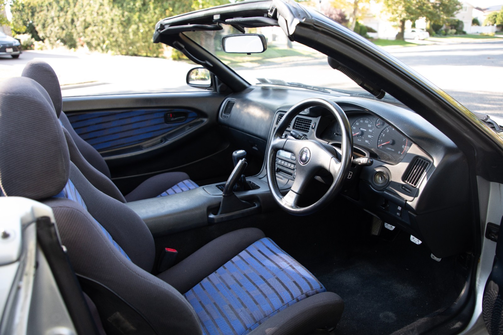 Toyota-MR2-1996-Convertible-17