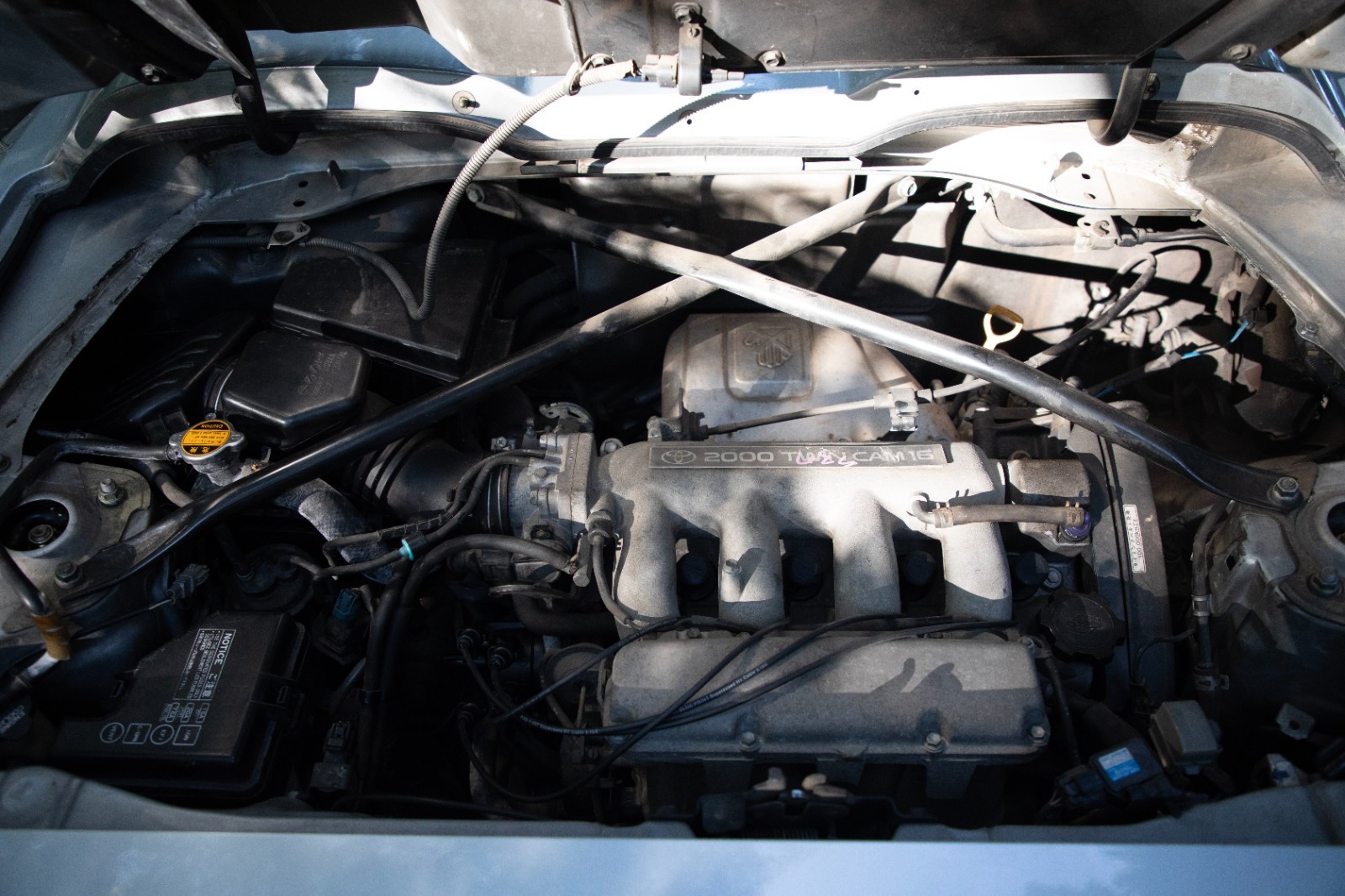 Toyota-MR2-1996-Convertible-4