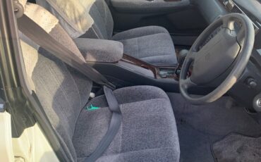 Toyota-Other-1980-Sedan-3