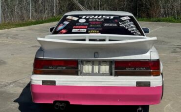 Toyota-Other-1986-WhitePink-Red-LeatherBlack-Su-10