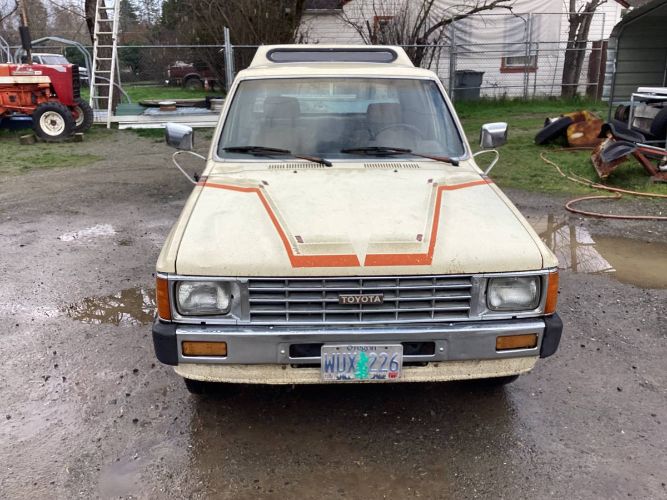 Toyota-Other-1986-Yellow-21