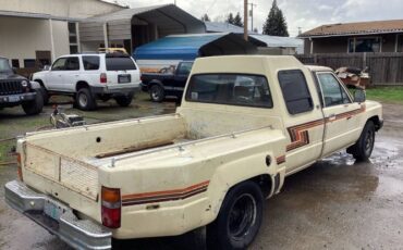 Toyota-Other-1986-Yellow-4