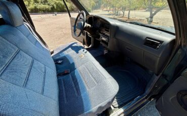 Toyota-Other-1994-Standard-Cab-Pickup-2