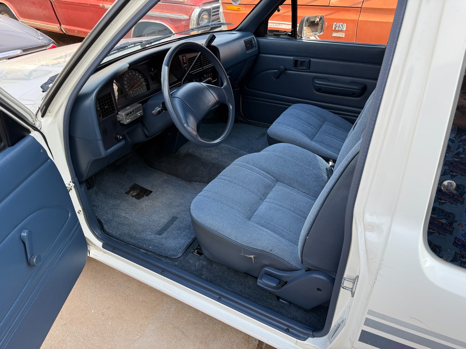 Toyota-Pickup-1989-Extended-Cab-Pickup-21