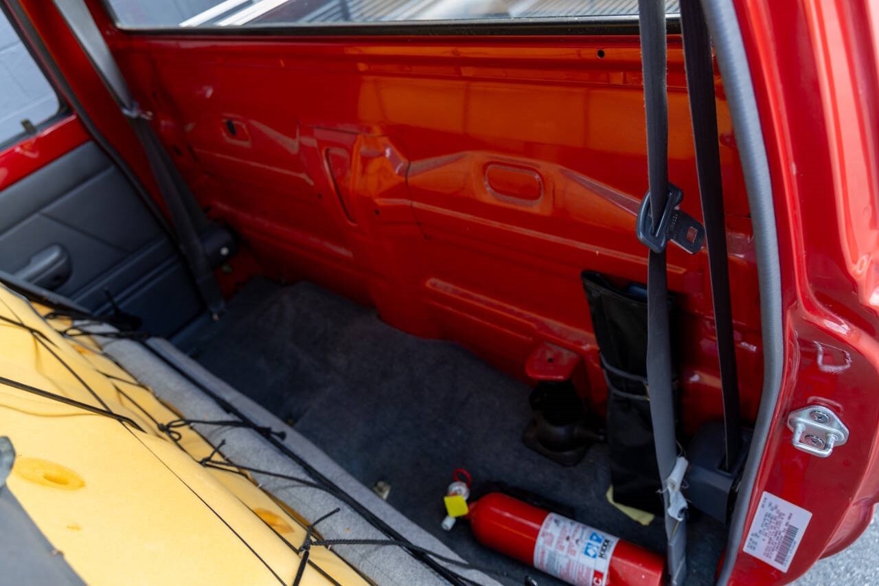 Toyota-Pickup-1992-Pickup-Truck-7