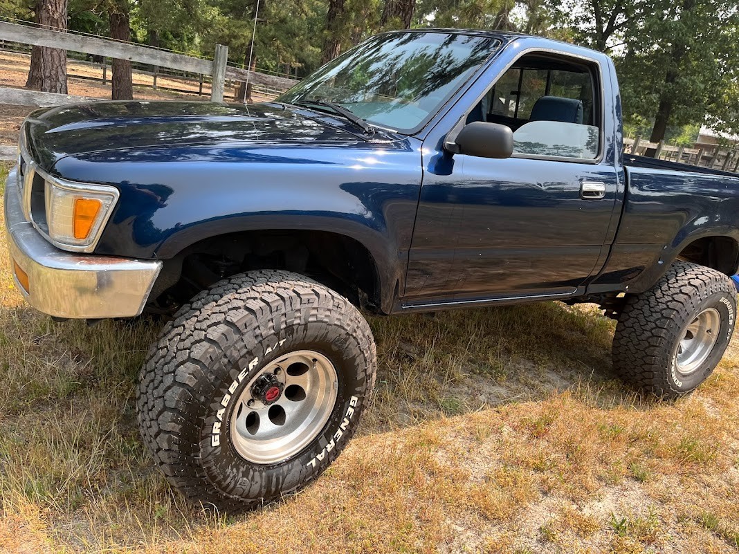 Toyota-Pickup-1993-Standard-Cab-Pickup-1