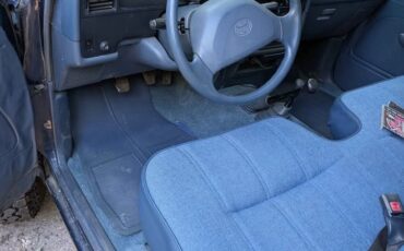 Toyota-Pickup-1993-Standard-Cab-Pickup-2