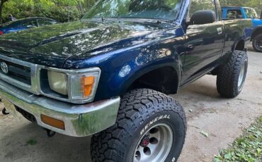 Toyota-Pickup-1993-Standard-Cab-Pickup-3