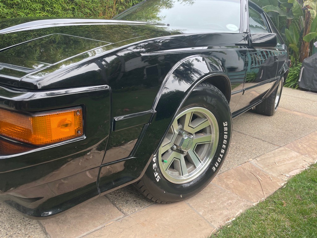 Toyota-Supra-1985-Coupe-14