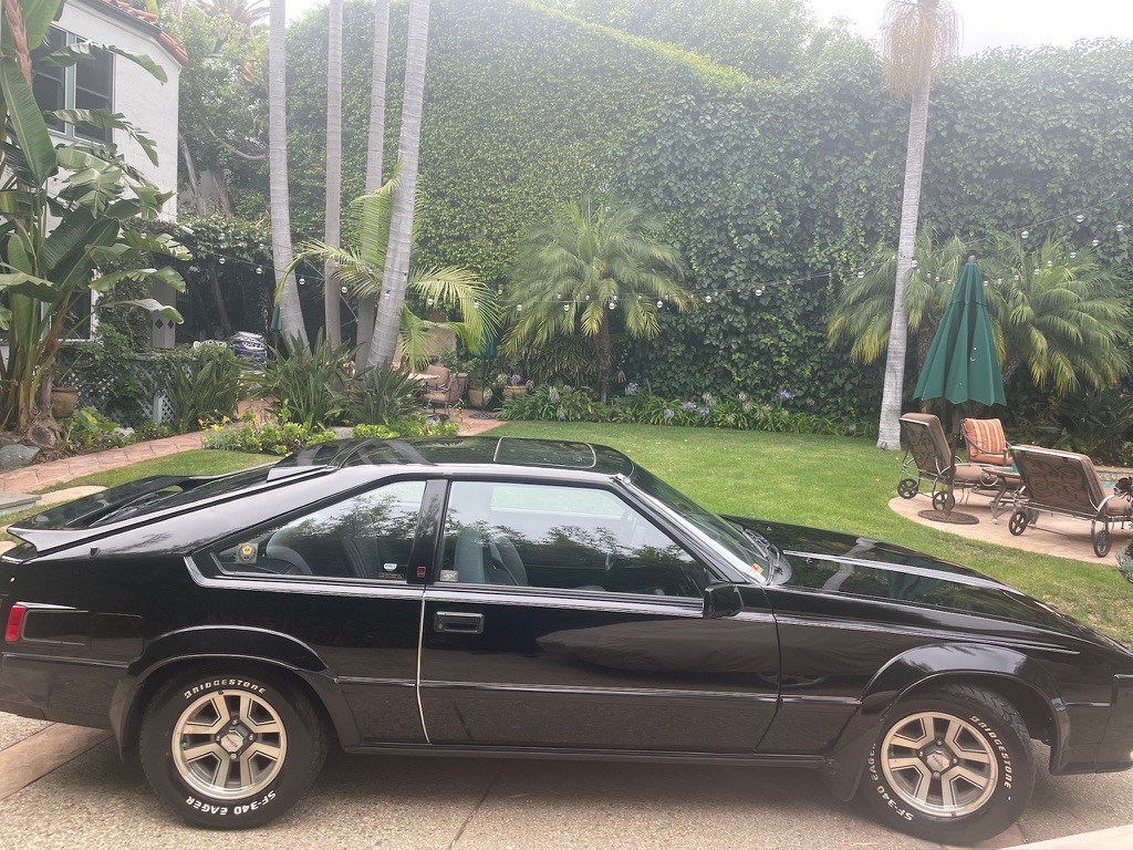 Toyota-Supra-1985-Coupe-2
