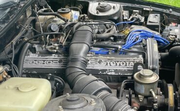 Toyota-Supra-1985-Coupe-31