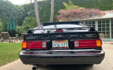 Toyota-Supra-1985-Coupe-9