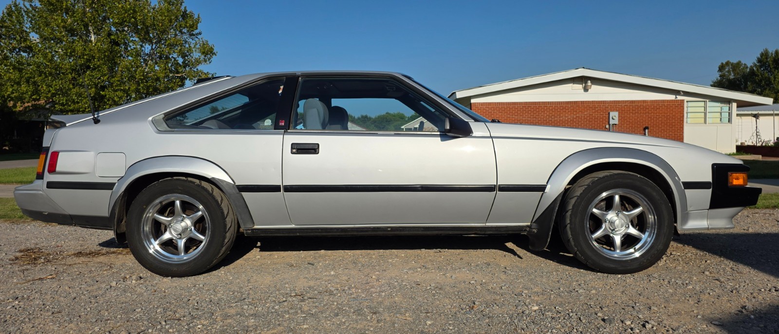 Toyota-Supra-1985-Hatchback-4