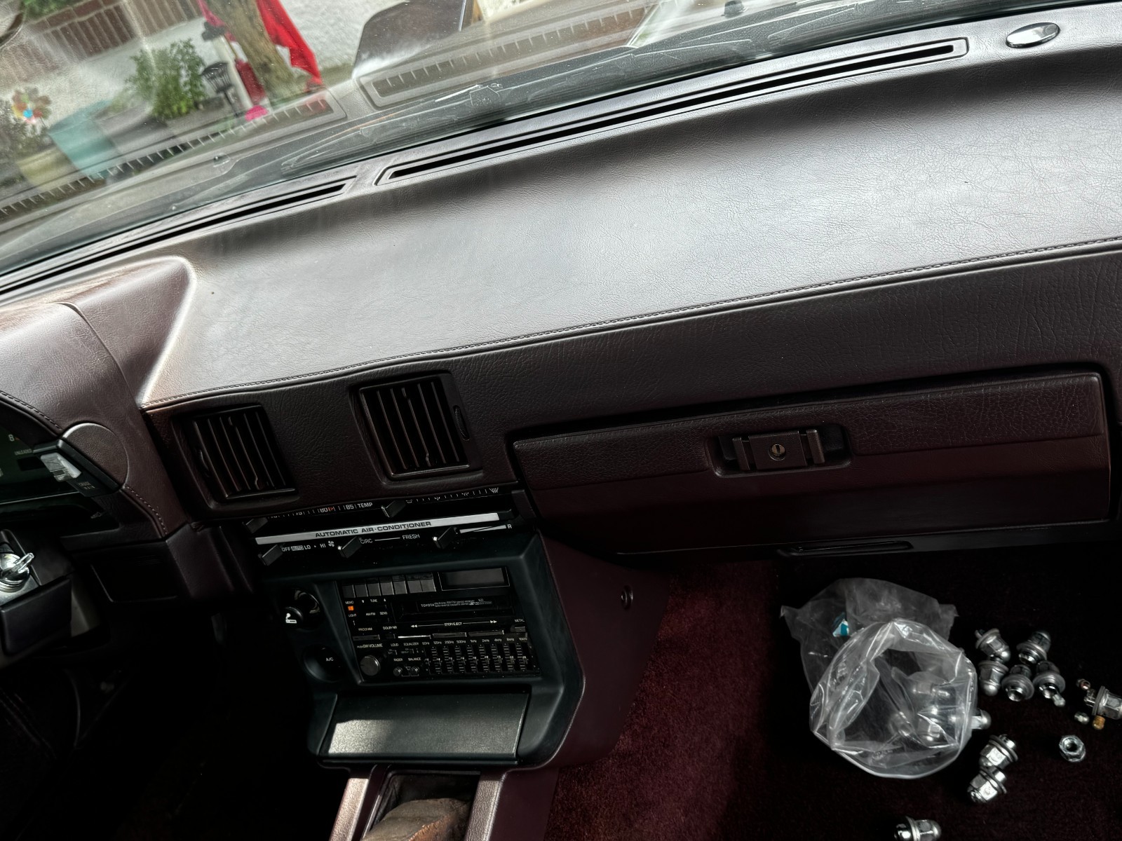 Toyota-Supra-1985-Hatchback-5