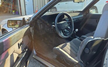 Toyota-Supra-1985-Hatchback-8