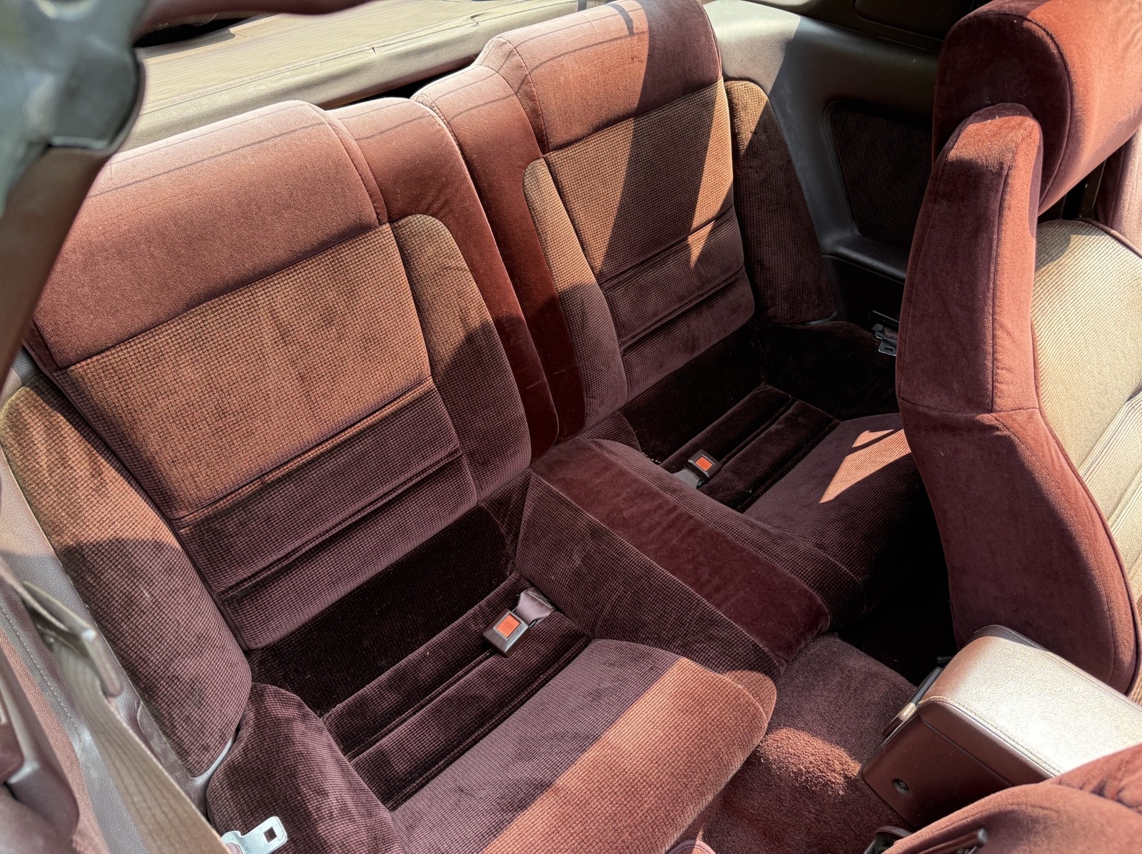 Toyota-Supra-1987-Hatchback-13