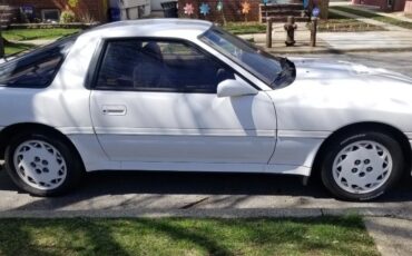 Toyota-Supra-1990-Hatchback-2