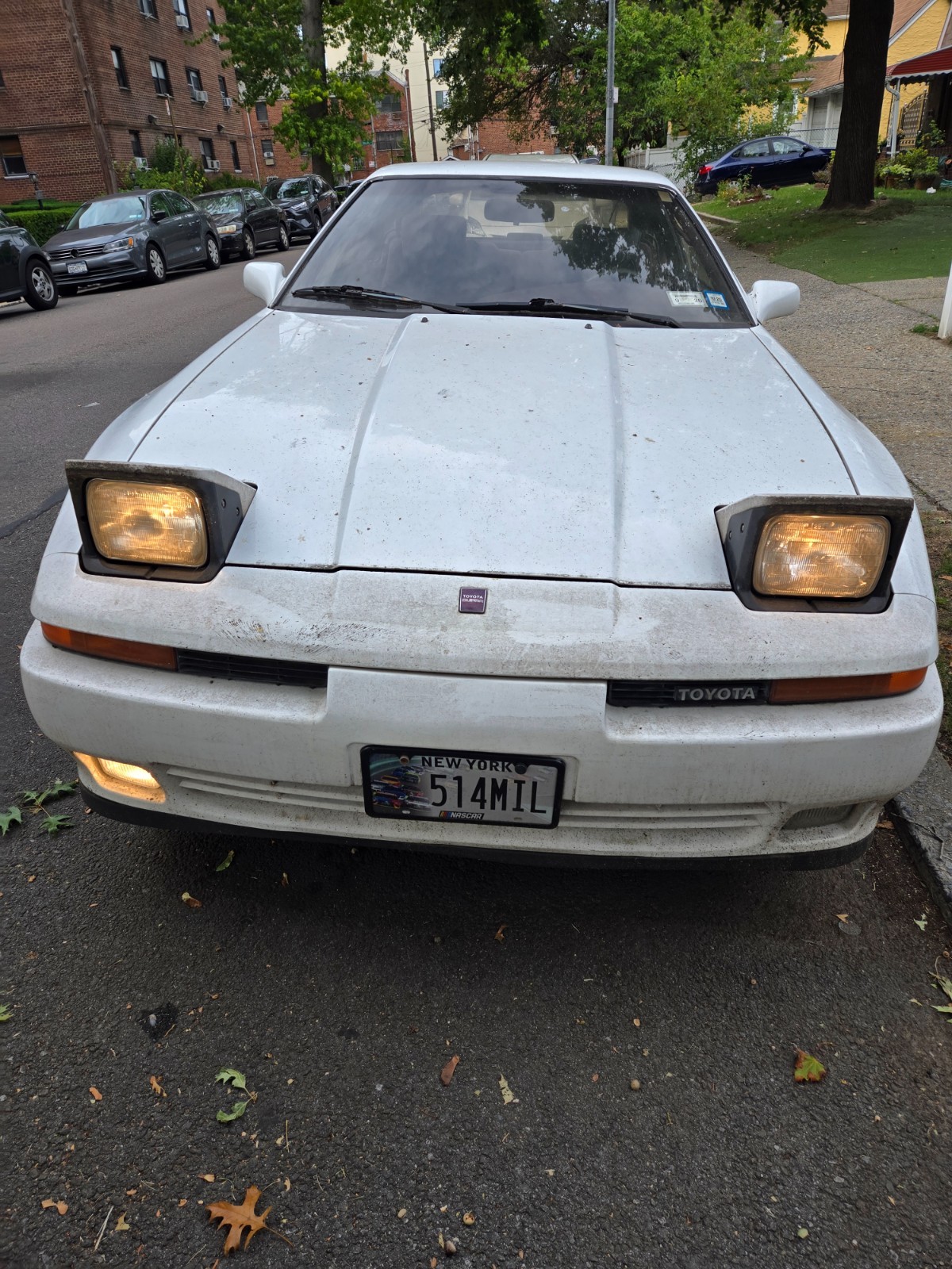Toyota-Supra-1990-Hatchback-23
