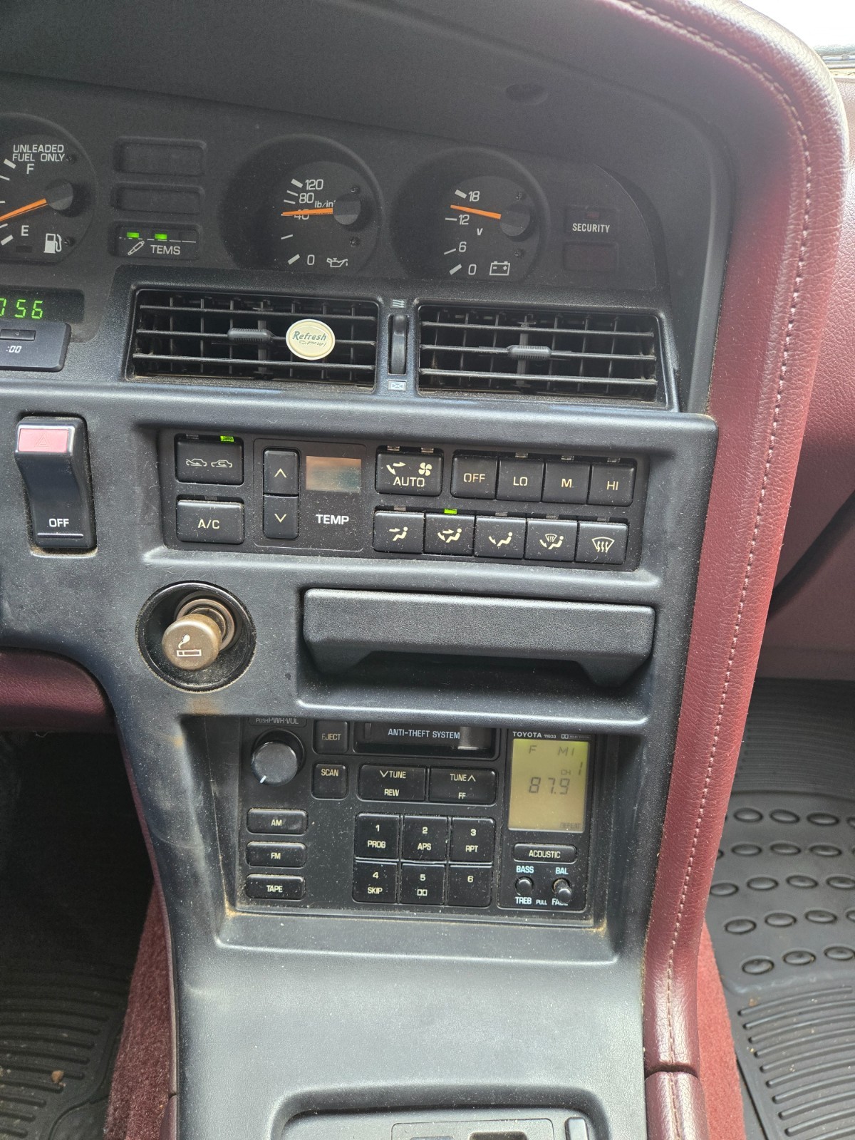 Toyota-Supra-1990-Hatchback-26
