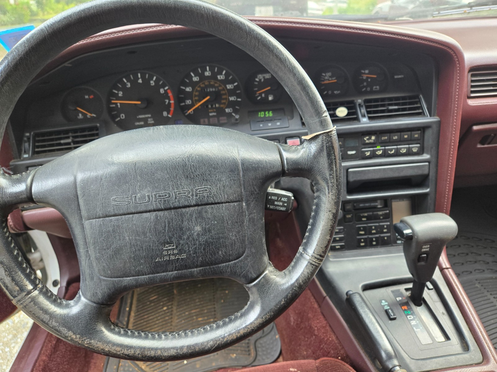 Toyota-Supra-1990-Hatchback-27