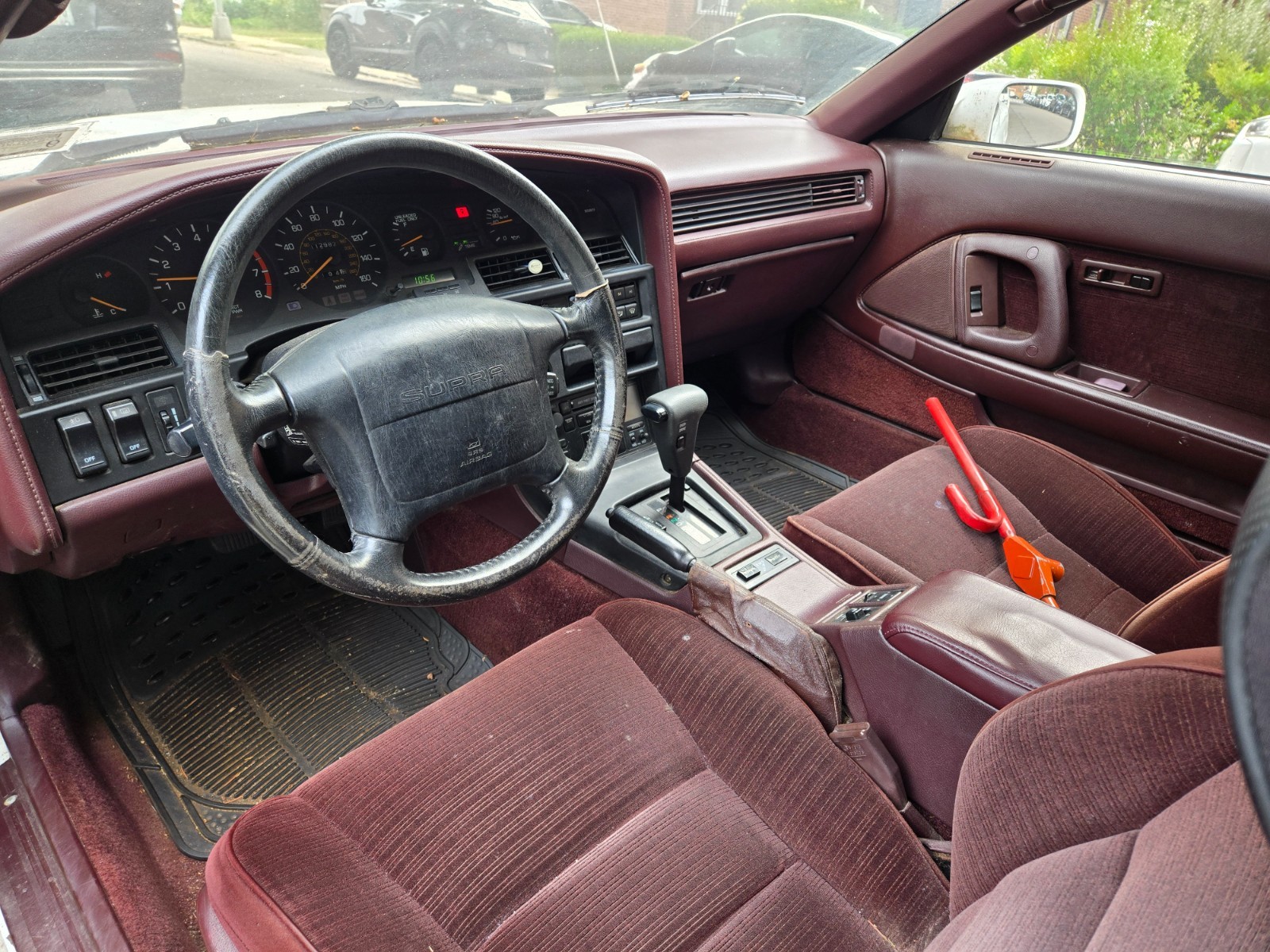 Toyota-Supra-1990-Hatchback-28