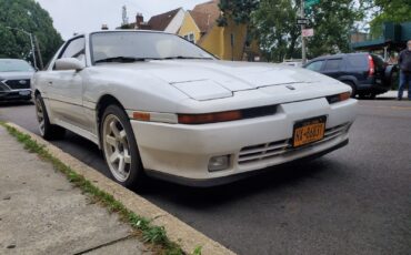 Toyota-Supra-1990-Hatchback-7
