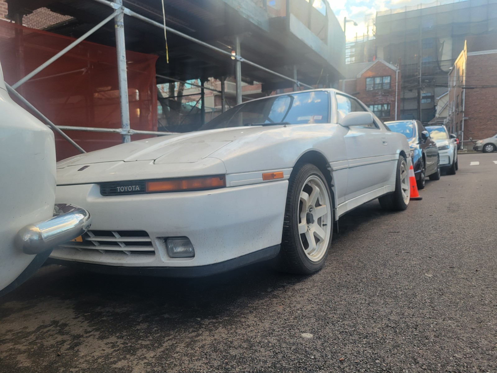Toyota-Supra-1990-Hatchback-8