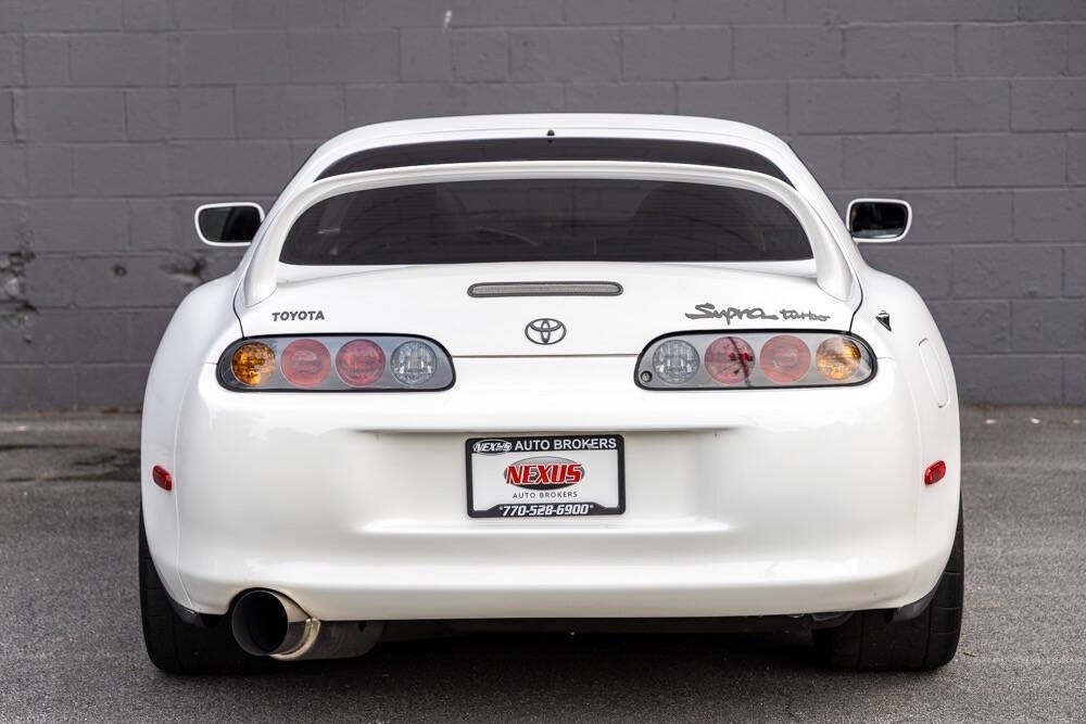 Toyota-Supra-1994-Hatchback-10