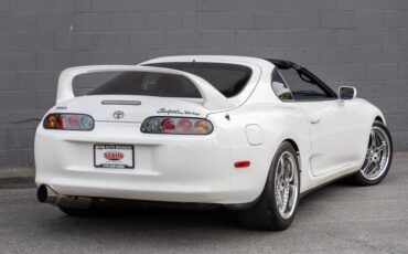 Toyota-Supra-1994-Hatchback-2
