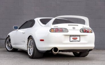 Toyota-Supra-1994-Hatchback-21