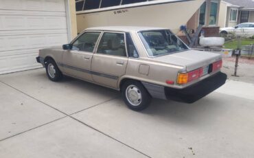 Toyota-camry-1986-1