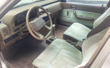 Toyota-camry-1986-4