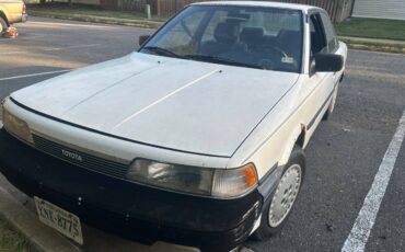 Toyota-camry-1987