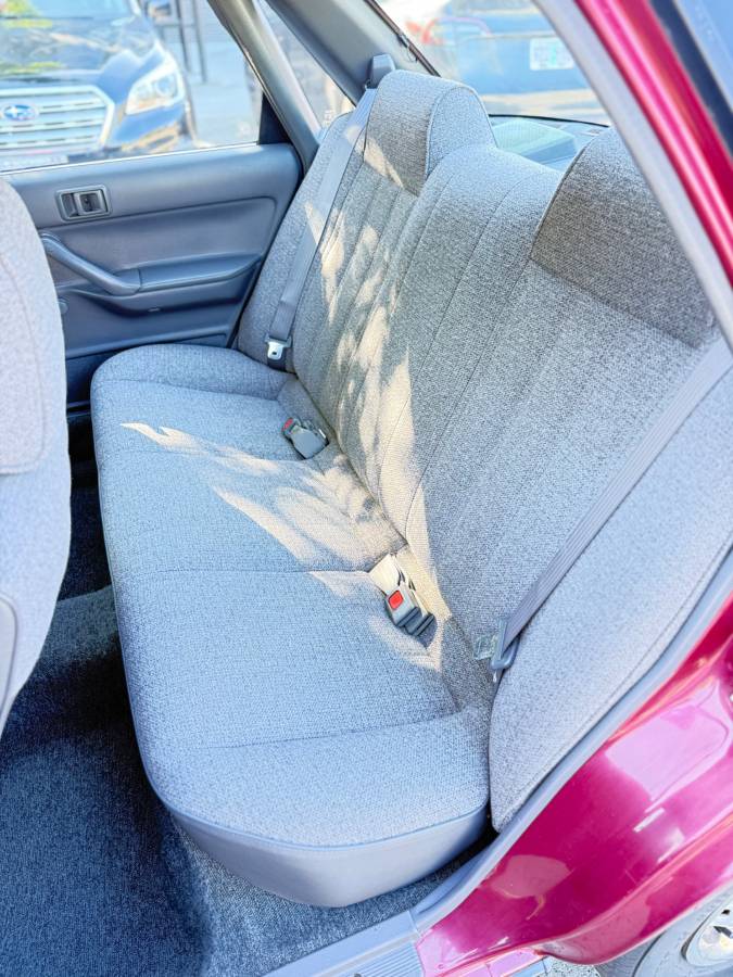 Toyota-camry-1991-12